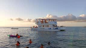 Boracay: Ultimate Party Cruise ombord på Andy World Yacht