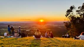 Brisbane: Tamborine Mountain Glow Worms, Star Gazing & BBQ