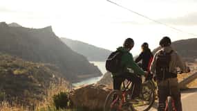 Granada: Passeio de bicicleta eléctrica pela natureza, vida selvagem e aldeias autênticas