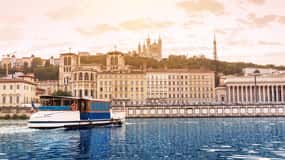 Lyon Old Town Tour with Vaporetto River Cruise Tickets