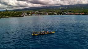 Kealakekua Bay: Outrigger Canoe Ride with Cultural Insights