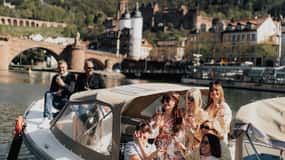 海德堡：乘船游览 海德堡私人游艇，带船长，3.5 小时，最多 12 位客人