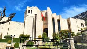 Au départ de Tirana : excursion guidée à Kruja et Durrës