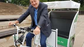 Private crime city tour by rickshaw including guide