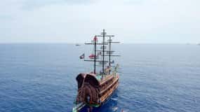 Antalya Piratenboot: Düden Şelalesi, Schwimmen & Schaumparty