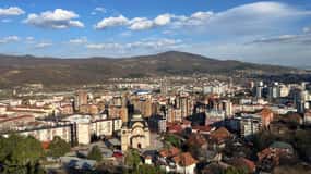Prishtina: Mitrovica Tagestour mit ortskundigem Guide