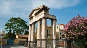 Highlights and Hidden Gems of Athens Walking Tour