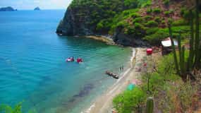 From Santa Marta: Sisiguaca Beach Hike with Snorkeling