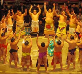 Asakusa: Tuk tuk & pedicab tours