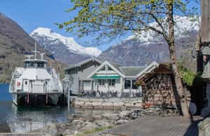 bild nr.3 av Från Geiranger: Geiranger Fjord Tour med stopp i Hellesylt aktivitet i Møre och Romsdal, uppladdad av arrangören