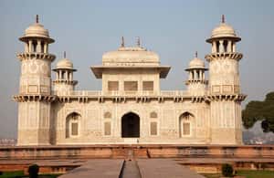 image n.4 of Agra fort, I'timād-ud-Daulah & Mehtab Bagh Express Tickets activity in Agra, uploaded by supplier
