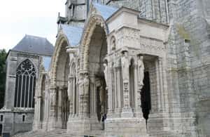 Chartres içindeki Paris'ten Chartres kasabasına özel tur etkinliğinin tedarikçi tarafından yüklenen 4 no'lu görseli