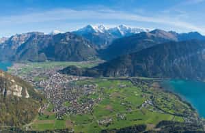 зображення №4 активності «Люцерн: одноденна екскурсія в швейцарські Альпи Інтерлакен і Гріндельвальд» в такій локації: Рарон, завантажене постачальником