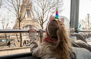 image n.4 of Paris: Tootbus Kids Bus Tour Experience activity in Paris, uploaded by supplier
