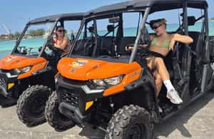 Image N°3 de Nassau : Location de Beach Buggy 6 places activité à Nassau, Bahamas, publiée par le prestataire