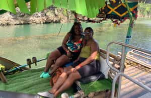 imagem n.4 de Ocho Rios : Bamboo River Rafting em Ocho Rios Jamaica. atividade em Clarendon, carregada pelo fornecedor
