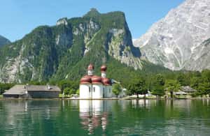 image n.3 of Konigsee Scenic Boat Tour with a Private Guide activity in Schönau am Königssee, uploaded by supplier