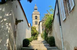 image n.3 of Private Champagne Ruinart, Moet Chandon VIP Tour by Mercedes activity in Reims, uploaded by supplier