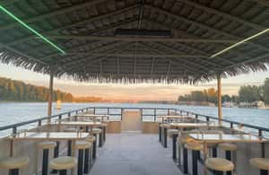 image n.3 of Portland: Willamette River Sunset Cruise activity in Oregon, uploaded by supplier