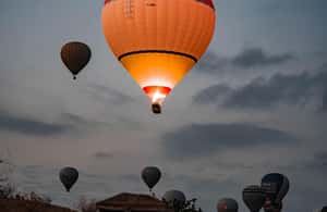 Image N°4 de Cappadoce : Vol en montgolfière à Goreme au-dessus des Fairychimneys activité à Göreme, publiée par le prestataire