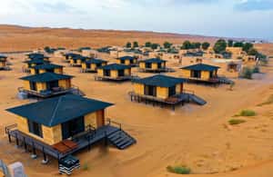 Immagine nº 4 di Da Muscat: Safari privato nel deserto, pernottamento e Wadi Khalid attività a Regione al-Sharqiyya, caricata dal fornitore