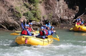 imagem n.3 de Banff: Excursão de rafting no rio Kananaskis à tarde atividade em Alberta, carregada pelo fornecedor