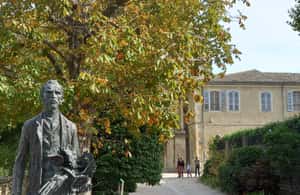 imagem n.4 de De Avignon: Nas pegadas de Van Gogh na Provença atividade em Les Baux-de-Provence, carregada pelo fornecedor