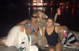 imagen n.º 3 de Crucero nocturno en barco por Ft Lauderdale: Privado a 12ppl actividad en Fort Lauderdale, subida por el proveedor