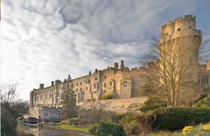 รูปภาพที่ 3 จาก จากลอนดอน: อ็อกซ์ฟอร์ด สแตรทฟอร์ด คอทส์โวลด์ และปราสาทวอร์วิก กิจกรรมใน วอร์วิค อัปโหลดโดยซัพพลายเออร์