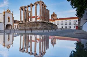 imagem n.4 de Viagem de 1 dia a Évora e Monsaraz - Grupo pequeno atividade em Évora, carregada pelo fornecedor