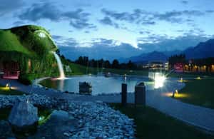 imagem n.3 de De Salzburgo: Excursão privada de um dia a Innsbruck e Swarovski atividade em Wattens, carregada pelo fornecedor