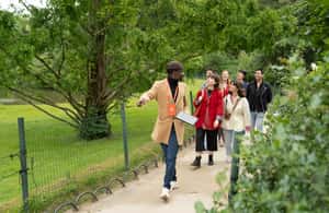 image n.4 of Paris: Eiffel Tower Guided Tour with Summit Access activity in Paris, uploaded by supplier