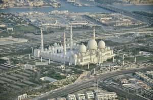 image n.3 of Abu Dhabi: Shared Helicopter Tour activity in Abu Dhabi, uploaded by supplier