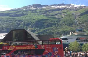 Bild Nr. 3 von Geiranger: Stadtbesichtigung Hop-On/Hop-Off-Bustour Aktivität in Geiranger, hochgeladen vom Anbieter