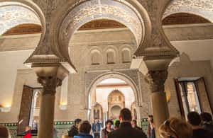 Immagine nº 3 di Siviglia: Biglietto d'ingresso all'Alcázar e alla Cattedrale e tour guidato attività a Siviglia, caricata dal fornitore