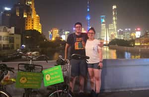 Image N°4 de Shanghai : 4 heures d'aventure dans la vie nocturne et de dégustation à vélo activité à Shanghaï, publiée par le prestataire