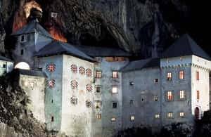 imagem n.4 de Piran: Gruta de Postojna e Castelo de Predjama atividade em Eslovênia Central, carregada pelo fornecedor