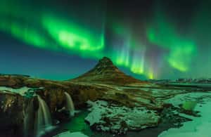 imagen n.º 3 de Reikiavik: Excursión de 2 días por el Oeste con Snæfellsnes y el Círculo de Plata actividad en Vesturland, subida por el proveedor
