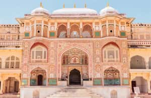 image n.4 of Jaipur Amer Fort, Jal Mahal & Stepwell Private Half-Day Tour activity in Jaipur, uploaded by supplier