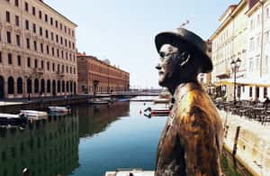 Immagine nº 3 di Trieste: tour privato a piedi di 2 ore attività a Trieste, caricata dal fornitore