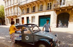 image n.3 of Bordeaux: Private Tour in a Citroën 2CV 45min activity in Bordeaux, uploaded by supplier