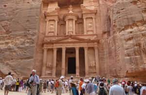 bild nr.3 av Från Sharm ElSheikh: Den förlorade staden (Petra) Dagsutflykt med färja aktivitet i Amman (region), uppladdad av arrangören