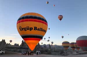 Bild Nr. 3 von Kappadokien: Heißluftballonfahrt bei Sonnenaufgang Aktivität in Çavuşin, hochgeladen vom Anbieter
