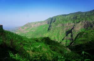 imagem n.3 de Santiago: Caminhada da Serra Malagueta à Comunidade Rabelados atividade em Ilha de Santiago, Cabo Verde, carregada pelo fornecedor