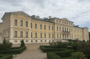 Bild Nr. 3 von Von Vilnius: Riga One Way Transfer mit Sightseeing Stops Aktivität in Šiauliai, hochgeladen vom Anbieter