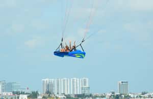 Obraz nr 3 z atrakcji Cancún: Skyrider Parasailing Experience w Cancún, przesłany przez organizatora