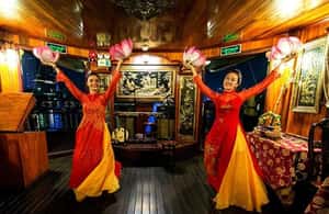 зображення №4 активності «Хо Ши Мін: приватна екскурсія містом і круїз з вечерею зі шведським столом» в такій локації: Південний В’єтнам, завантажене постачальником