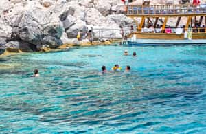 Antalya (İl) içindeki Antalya/Kemer: Öğle Yemekli Suluada & Adrasan Tekne Turu etkinliğinin tedarikçi tarafından yüklenen 4 no'lu görseli