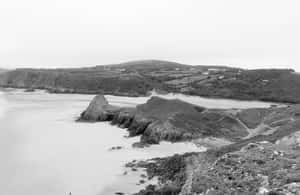 image n.4 of From Cardiff: Mumbles and Gower Peninsular Tour activity in Rhondda Cynon Taff, uploaded by supplier