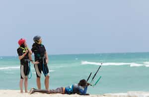 imagem n.4 de Sal: Aulas de Kitesurf atividade em Santa Maria, Cabo Verde, carregada pelo fornecedor